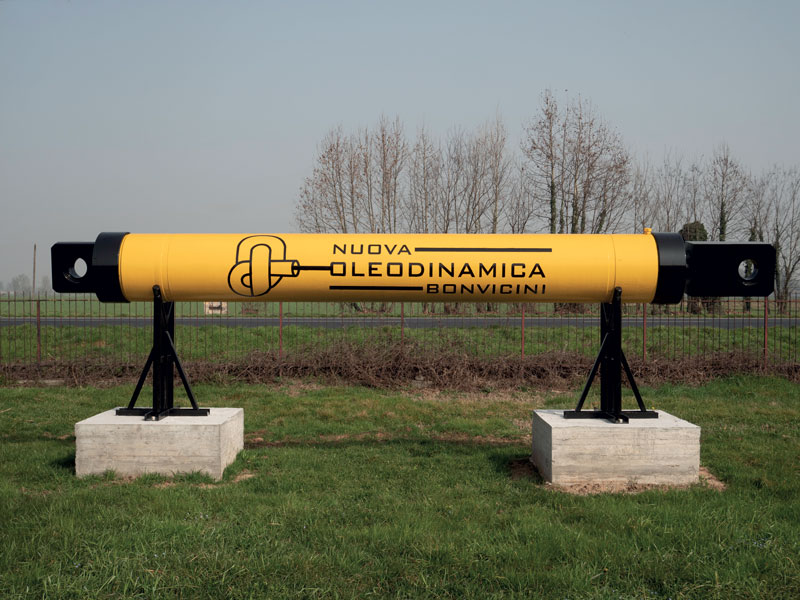 Nuova Oleodinamica Bonvicini is specialized in the production of large cylinders made to order.
