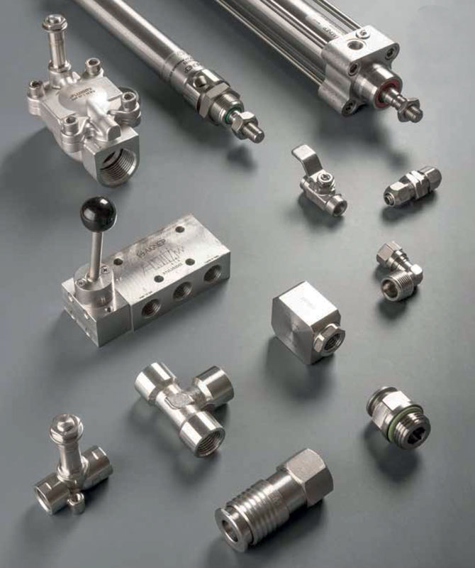 La serie di component Aignep in acciaio inox.