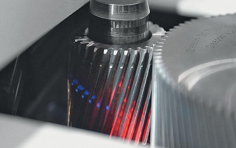Il nuovo apparecchio di controllo a rotolamento doppio fianco GRSL, combinato con la tecnologia laser, rivoluziona il processo di misura della qualità degli ingranaggi.