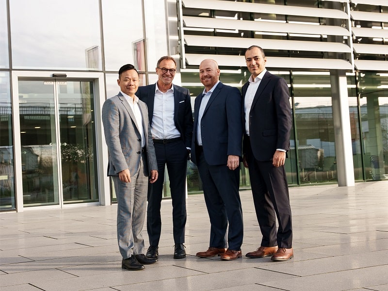 Rick Ayres, Thomas Le e Mehdi Sayar guideranno e coordineranno le attività commerciali mediante le filiali ed i distributor.