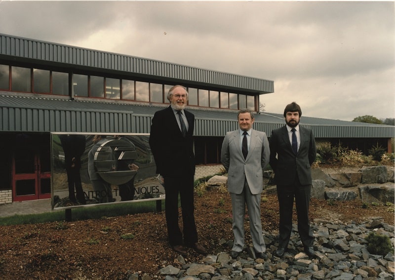Ken Briggs, Trevor Wheatley e Kevin Curran, i tre fondatori di Control Techniques.