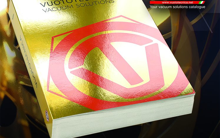 La copertina "total gold" del Catalogo 2026 di Vuototecnica celebra cinquant’anni di storia, lavoro e passione.