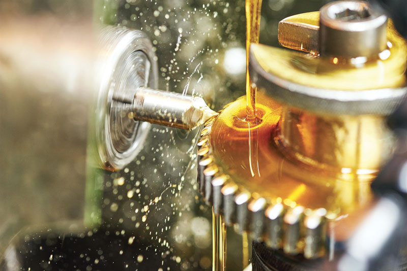 La linea FOLIA si rafforza con FOLIA G5000, fluido bio-derivato specifico per il metalworking privo di oli minerali, vegetali ed emulsionanti.