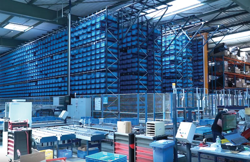 Nel corso degli anni, SAM OUTILLAGE ha brevettato numerosi prodotti innovativi, come il tagliabulloni, la chiave a tubo e la chiave dinamometrica. Nel corso degli anni, SAM OUTILLAGE ha brevettato numerosi prodotti innovativi, come il tagliabulloni, la chiave a tubo e la chiave dinamometrica.