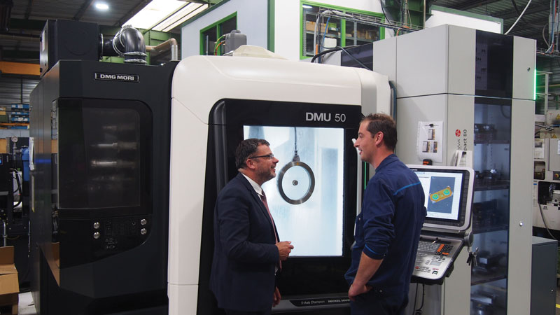 Arnaud Panaget (Tecnico commerciale MMC Metal France) e Aurélien (Tecnico di processo MPI).