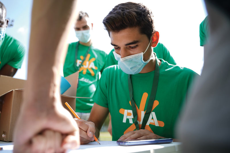 Per i giovani tecnici diplomati con le migliori valutazioni, le aziende sono aperte a una concreta possibilità di inserimento in organico, con contratti ad hoc.