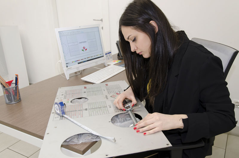 Workmak ha creato una squadra di esperti con caratteristiche specifiche, in cui ognuno mette la propria passione e competenza in un determinato settore.