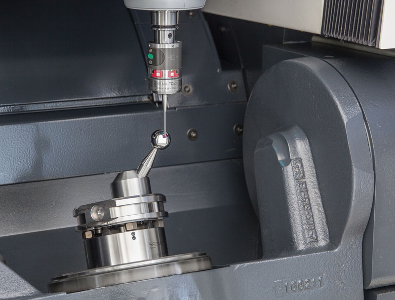 Insieme al TC60, Blum-Novotest fornisce anche il ricevitore radio compatto RC66 e l’interfaccia di comunicazione IF59.