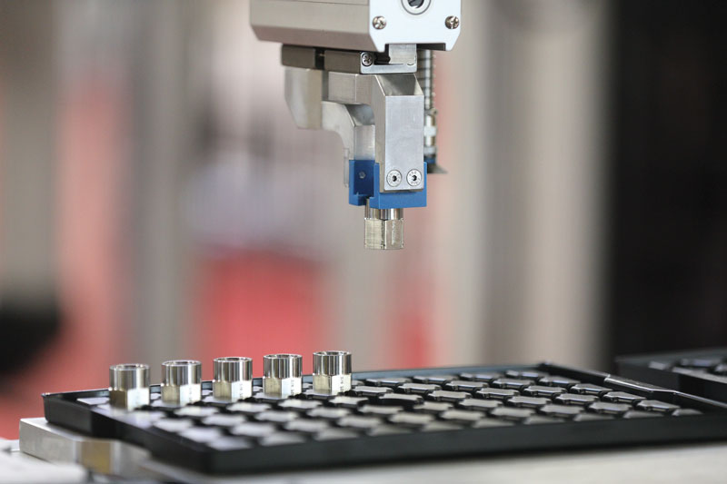 Il concetto di produzione smart non è stato applicato solo all’aspetto della gestione del processo produttivo, ma è stato ampliato al settore ingegneria meccanica, che rappresenta il vero e proprio cuore dell’azienda.