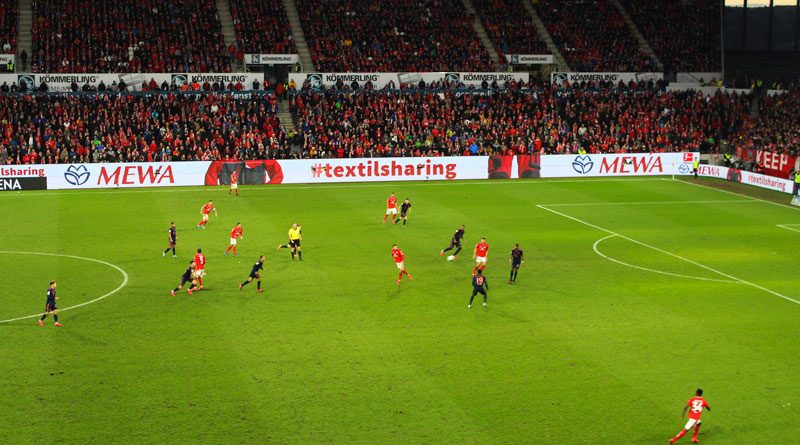 Lo stadio cambia nome