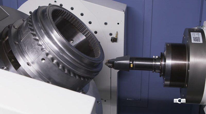 Lavorazione multi-processo eseguita su un centro Clock EVO.