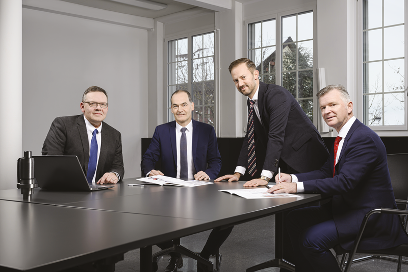 Da sinistra: Stephan Stoll (COO di Fritz Studer), Jens Bleher (CEO di Fritz Studer), Sandro Bottazzo (CSO di Fritz Studer) e Daniel Huber (CTO di Fritz Studer).