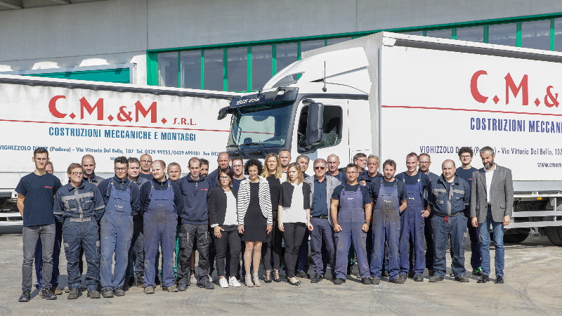 Per far fronte all'aumento di produzione l'azienda investe in nuove fresatrici
