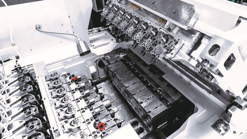 La concorrenza fra industrie manifatturiere rende difficile puntare solo sulla qualità dei macchinari: per distinguersi occorre fornire anche una gamma completa di servizi. Synergon è da sempre attenta a questo aspetto: quali caratteristiche della vostra assistenza ai clienti sono più apprezzati?